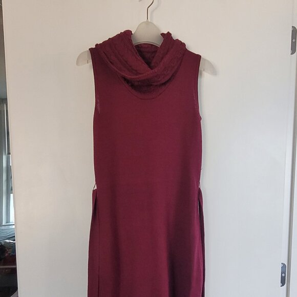 Wool sleeveless long dress - Picture 2 of 6